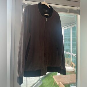 Zara men Suede Jacket in size U.S. XL or MEX 44
